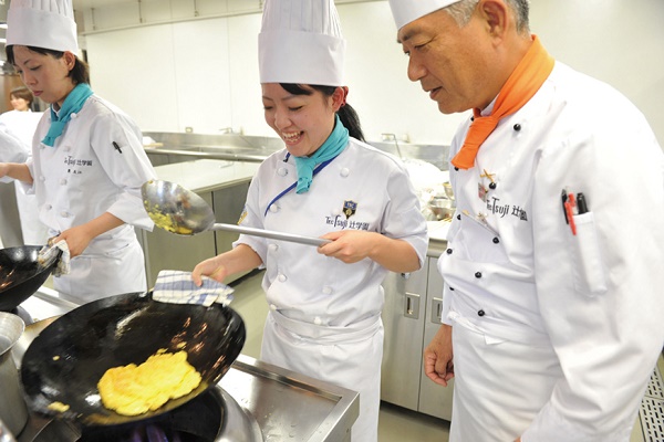 du học Nhật Bản ngành nấu ăn